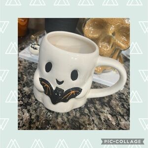 Ghost mug with bat